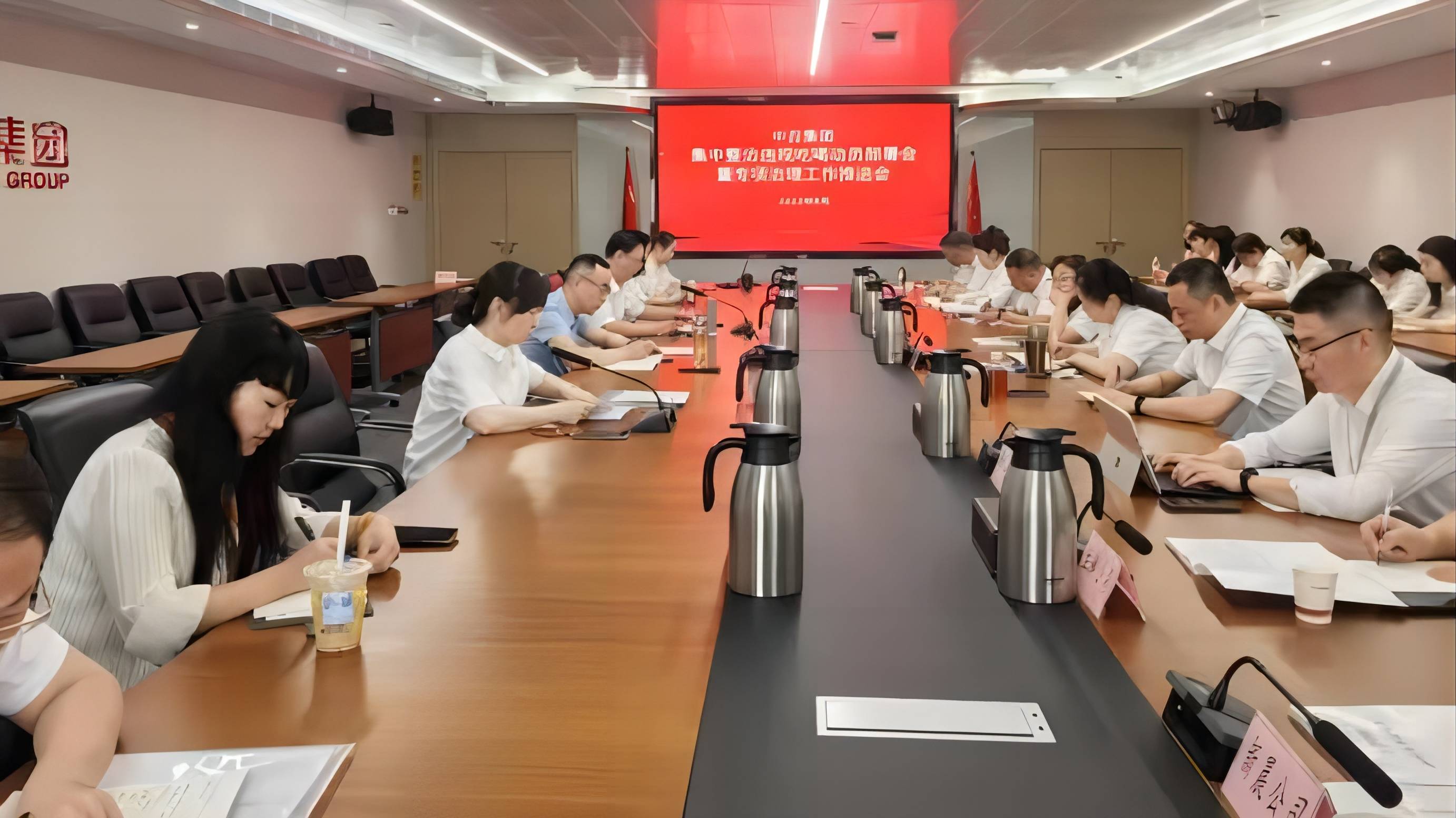 4569892a771cd8af75a38f63e1b2a726